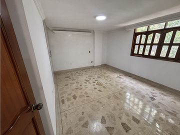 ARRIENDO CASA DE DOS NIVELES EN SABANETA - SAN JOSE