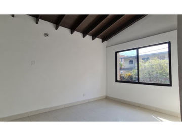 CASA EN VENTA EN EL POBLADO