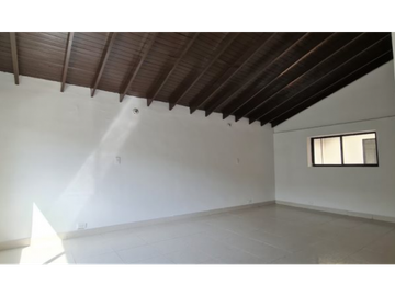 CASA EN VENTA EN EL POBLADO