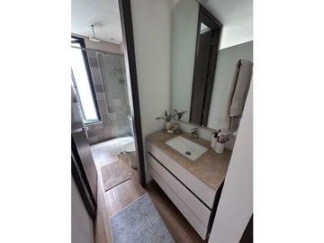 Moderno apartamento para arriendo en Chicó