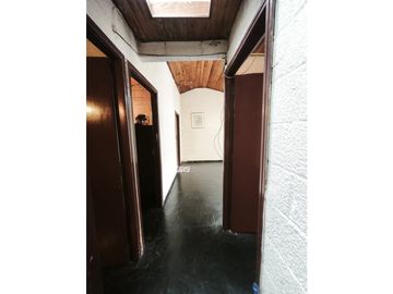 SE ARRIENDA CASA UBICADA EN EL BARRIO SERAFINA