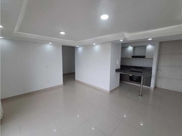 Apartamento en Alameda del Rio en conjunto Esmeralda