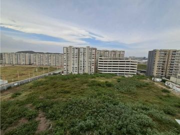 Apartamento en Alameda del Rio en conjunto Esmeralda