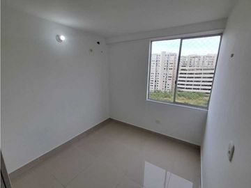 Apartamento en Alameda del Rio en conjunto Esmeralda