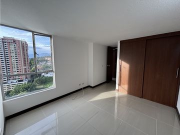 ALQUILER APARTAMENTO EN EL POBLADO SECTOR LOMA DE SAN JULIN