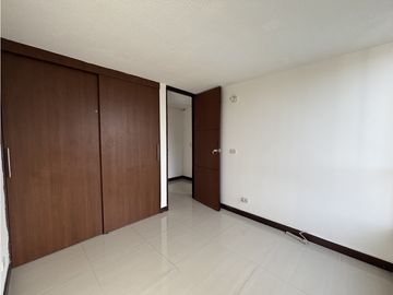 ALQUILER APARTAMENTO EN EL POBLADO SECTOR LOMA DE SAN JULIN