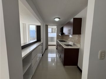 ALQUILER APARTAMENTO EN EL POBLADO SECTOR LOMA DE SAN JULIN