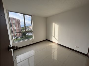 ALQUILER APARTAMENTO EN EL POBLADO SECTOR LOMA DE SAN JULIN