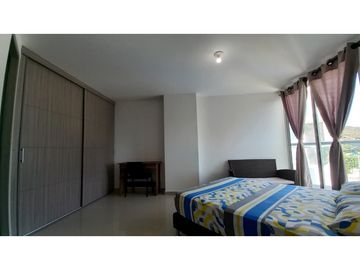SE ARRIENDA APARTAMENTO DE DOS ALCOBAS CON VISTA LATERAL AL MAR