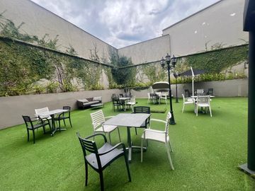 Alquiler Local Comercial en centro comercial en ciudad jardin, Sur