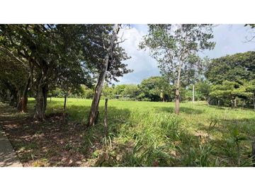 VENTA DE LOTE PLANO EN ANTON, EL CHIRU 1600M2