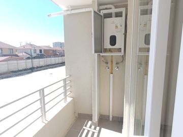 Av. Lomas de la Luz  (1 Est ) [3813-3]