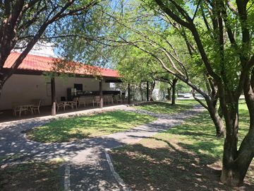 CASA EN VENTA BOSQUES DEL VERGEL CARRETERA NACIONAL