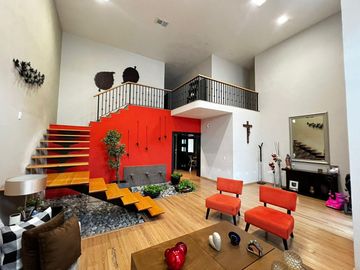 CASA EN VENTA BOSQUES DEL VERGEL CARRETERA NACIONAL