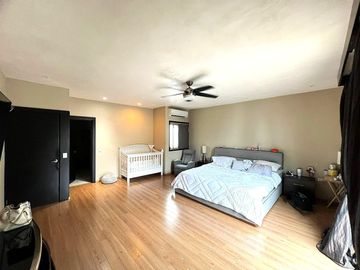 CASA EN VENTA BOSQUES DEL VERGEL CARRETERA NACIONAL