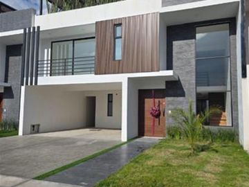 VENTA DE CASA EN RESIDENCIAL DIAMANTE EN METEPEC