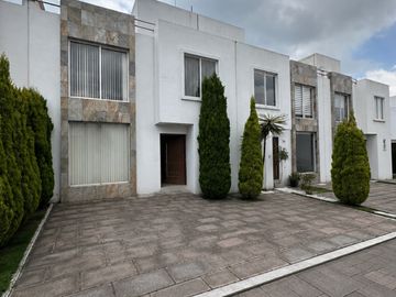 CASA EN VENTA EN SAN MATEO ATENCO,  EN PRIVADA CON SALIDA RÁPIDA A CD.MX
