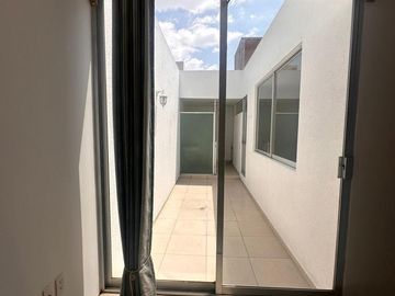 RENTA DEPARTAMENTO EN ZAVALETA, CHOLULA
