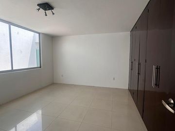 RENTA DEPARTAMENTO EN ZAVALETA, CHOLULA