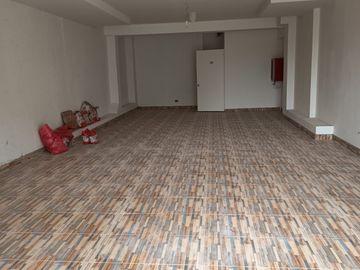 LOCAL PREMIUM ED HA  FRENTE PLAZA ARMAS COQUIMBO  80M2