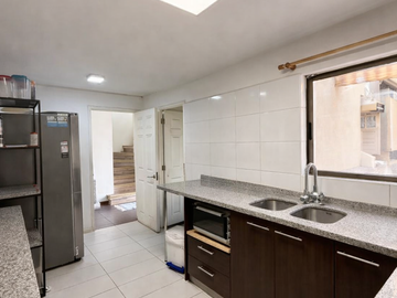 CASA EN MICROBARRIO RESIDENCIAL