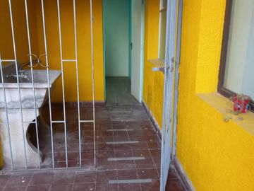 ARRIENDO CASA 4HAB 2BA BUIN