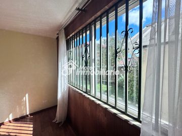 VENTA DEPARTAMENTO 3 DORMITORIOS CON ESTACIONAMIENTO P LAS C