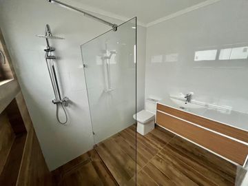 VENTA DE CASA NUEVA EN CONDOMINIO NOGALES, MACHALI