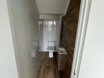 VENTA DE CASA NUEVA EN CONDOMINIO NOGALES, MACHALI