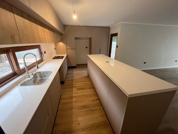 VENTA DE CASA NUEVA EN CONDOMINIO NOGALES, MACHALI