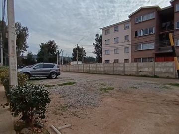 AMPLIO DEPTO EN BELLOTO  CON ESTACIONAMIENTO CERRADO
