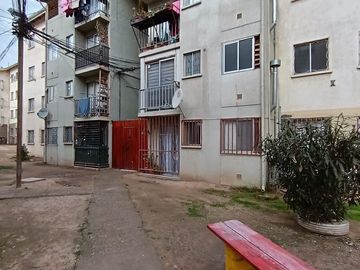 AMPLIO DEPTO EN BELLOTO  CON ESTACIONAMIENTO CERRADO