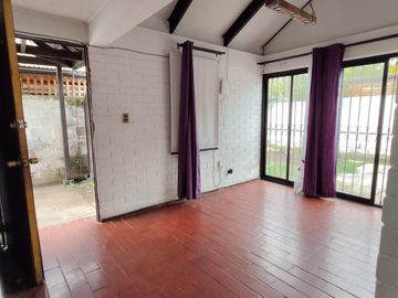 ARRIENDO CASA 3HAB 2BA FLORIDA, AMPLIA Y FAMILIAR
