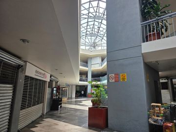 Local Comercial en Venta o Renta en Lomas de Tecamachalco