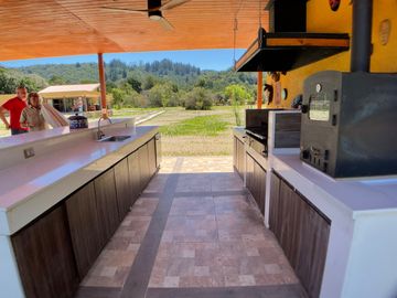 VENTA CASA AUTO SUSTENTABLE CON QUINCHO