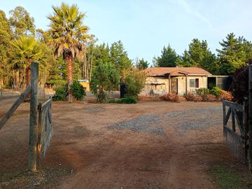 SE VENDE PARCELA CON CASA PARCELACIÓN LOS CARDOS ALGARROBO