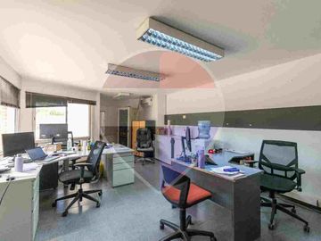 VENTA GALPON/DEPOSITO INDUSTRIAL 3300 m2, GARIN