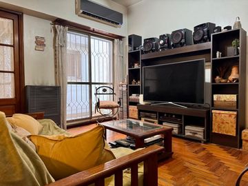 VENTA PH 3 AMB a RECICLAR QUINCHO TERRAZA - FLORES