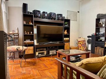 VENTA PH 3 AMB a RECICLAR QUINCHO TERRAZA - FLORES