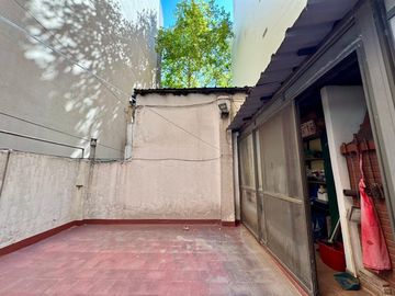 VENTA PH 3 AMB a RECICLAR QUINCHO TERRAZA - FLORES