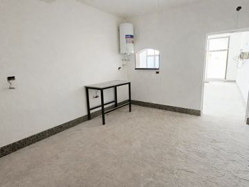 Alquiler Local Comercial Caseros 80m2 Av. Mitre