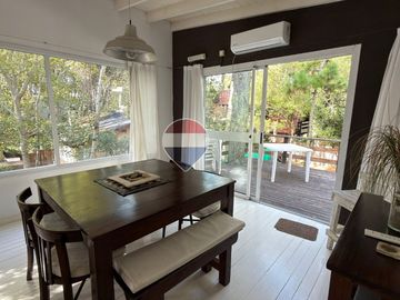 VENTA CASA TRES AMBIENTES EN MAR AZUL
