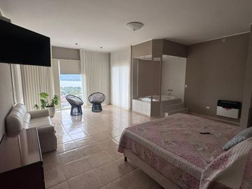 VENTA CASA 3 HABITACIONES EN VILLA DEL LAGO