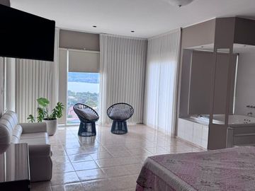 VENTA CASA 3 HABITACIONES EN VILLA DEL LAGO