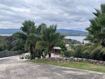 VENTA CASA 3 HABITACIONES EN VILLA DEL LAGO