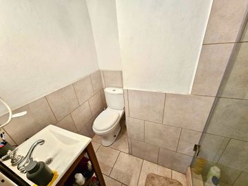 VENTA LOCAL COMERCIAL FLORIDA OESTE DOBLE PISO