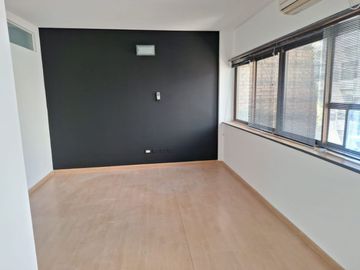 OFICINA O CONSULTORIO EN EL CENTRO DE RAMOS MEJIA
