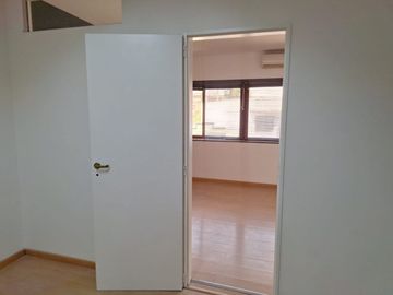 OFICINA O CONSULTORIO EN EL CENTRO DE RAMOS MEJIA
