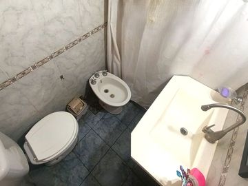 2 PH EN VENTA CON LOCAL EN MERLO