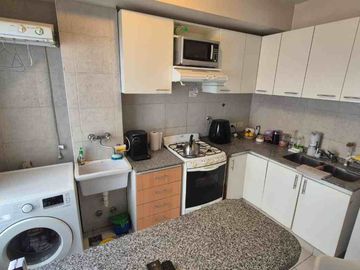 VENTA DE DEPARTAMENTO EN FLORES